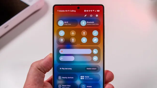 پنل اعلان و تنظیمات سریع در One UI 7